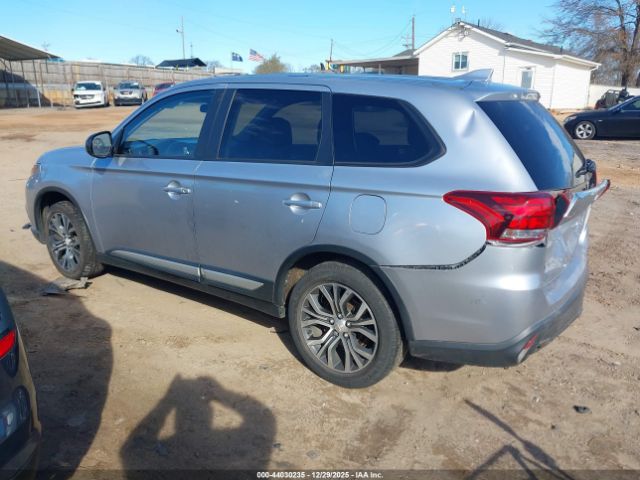 2017 MITSUBISHI OUTLANDER JA4AD2A39HZ065234 Photo 2