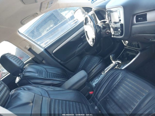 2017 MITSUBISHI OUTLANDER JA4AD2A39HZ065234 Photo 4