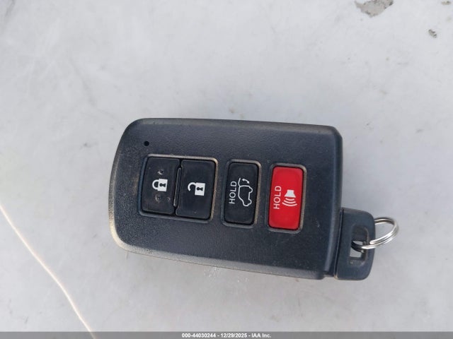 JTMDFREV6JJ211708 Toyota Rav4 Limited