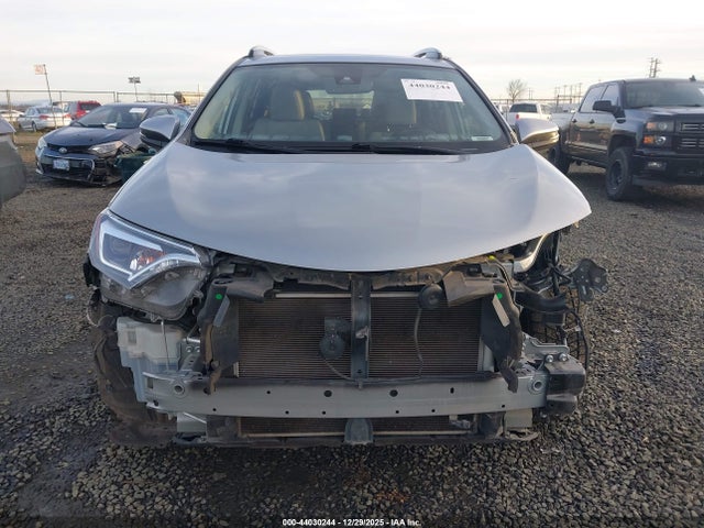 JTMDFREV6JJ211708 Toyota Rav4 Limited