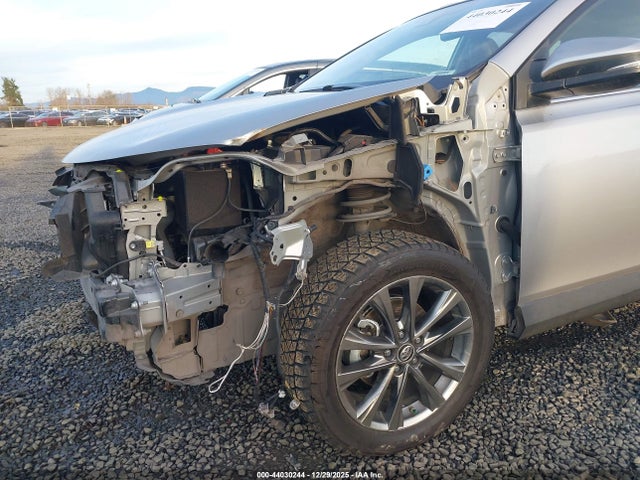 JTMDFREV6JJ211708 Toyota Rav4 Limited