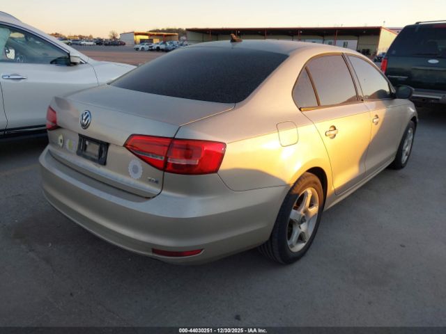 2015 VOLKSWAGEN JETTA 3VWLA7AJ3FM263175 Photo 3