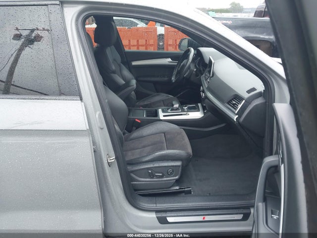 2019 AUDI SQ5 WA1B4AFY0K2096553 Photo 4