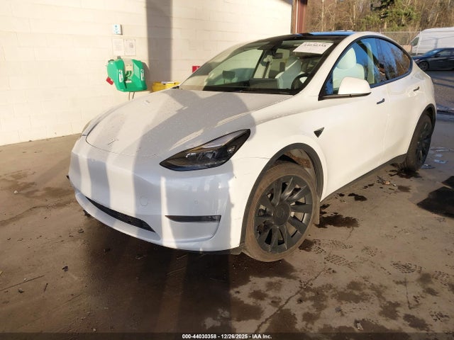 2022 TESLA MODEL Y 7SAYGDEE4NF546533 Photo 1
