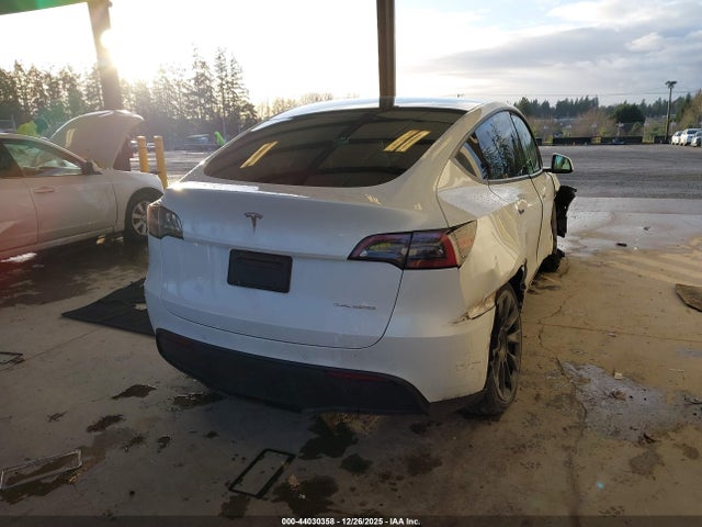 2022 TESLA MODEL Y 7SAYGDEE4NF546533 Photo 3