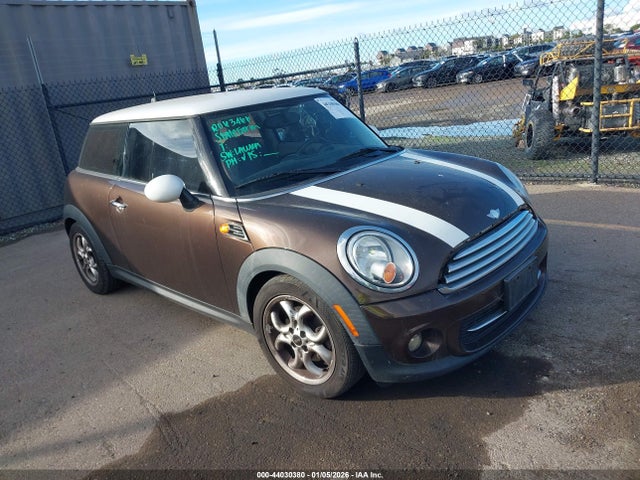 2012 MINI COOPER WMWSU3C59CT256028 Photo 0