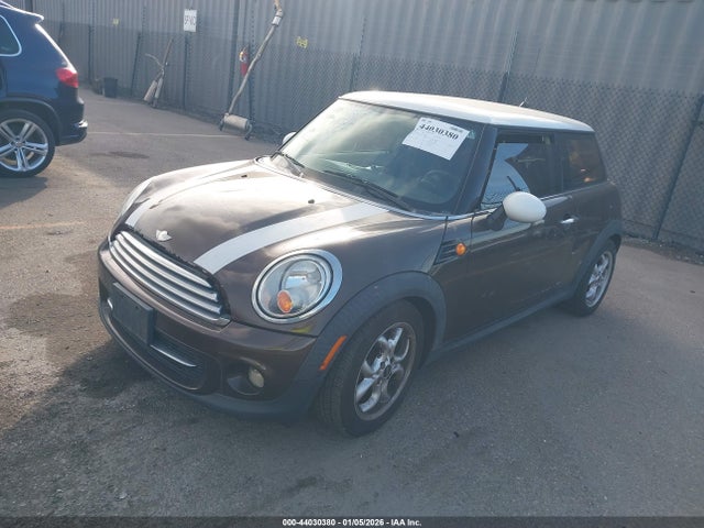 2012 MINI COOPER WMWSU3C59CT256028 Photo 1