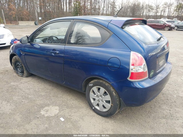 2010 HYUNDAI ACCENT KMHCM3AC7AU180952 Photo 2
