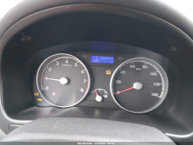 2010 HYUNDAI ACCENT KMHCM3AC7AU180952 Photo 6