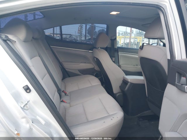 KMHD84LF8JU613703 Hyundai Elantra Value Edition