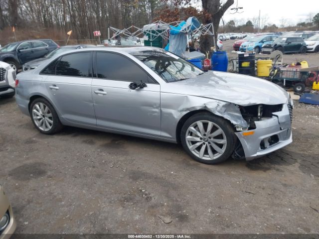 2017 AUDI A4 WAUANAF40HN044971
