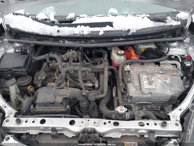 JTDKDTB3XJ1614880 Toyota Prius C One