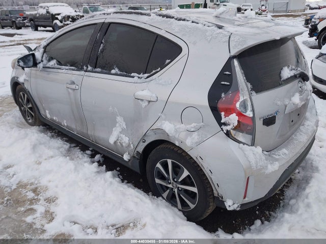 JTDKDTB3XJ1614880 Toyota Prius C One