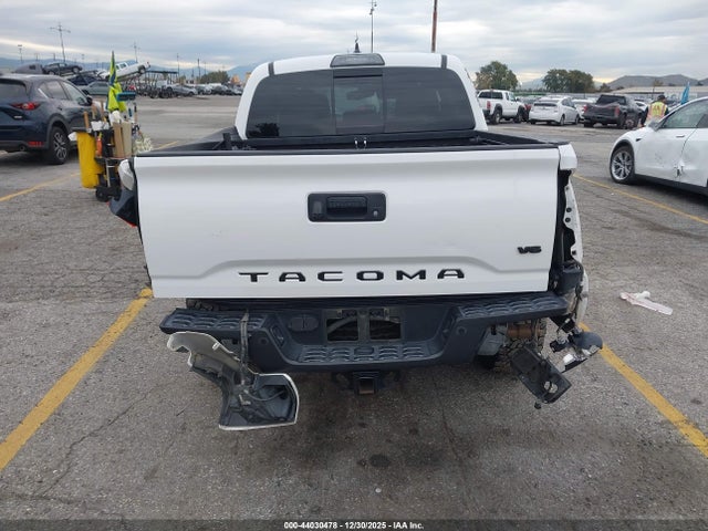 Продажа на аукционе авто 2019 Toyota Tacoma Trd Off Road, vin: 3TMCZ5AN6KM243550, номер лота: 44030478