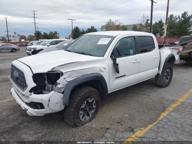 Продажа на аукционе авто 2019 Toyota Tacoma Trd Off Road, vin: 3TMCZ5AN6KM243550, номер лота: 44030478
