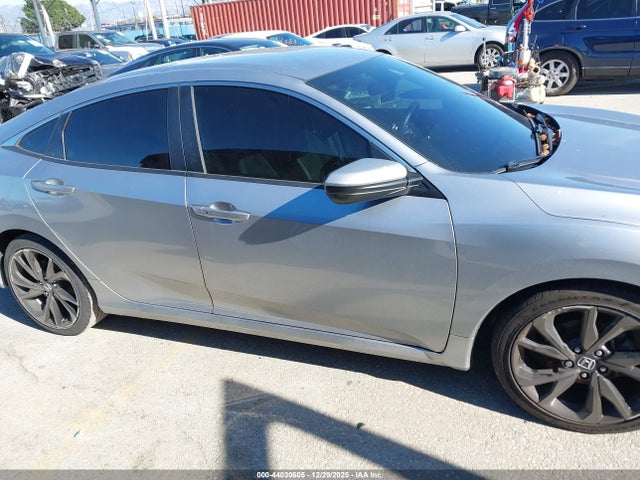 2HGFC2F88LH585194 Honda Civic Sport