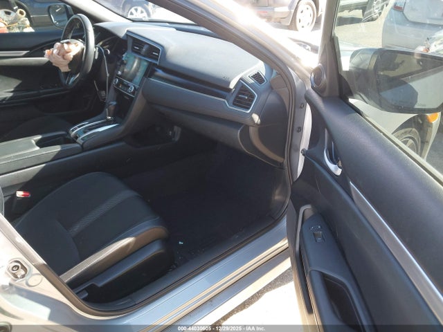 2HGFC2F88LH585194 Honda Civic Sport