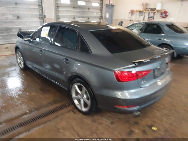 2015 AUDI A3 WAUBFGFF1F1135340 Photo 2