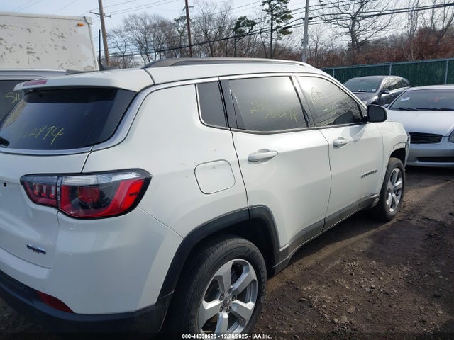 2019 Jeep Compass Latitude 4x4 მანქანა იყიდება აუქციონზე, vin: 3C4NJDBB0KT703810, აუქციონის ნომერი: 44030620