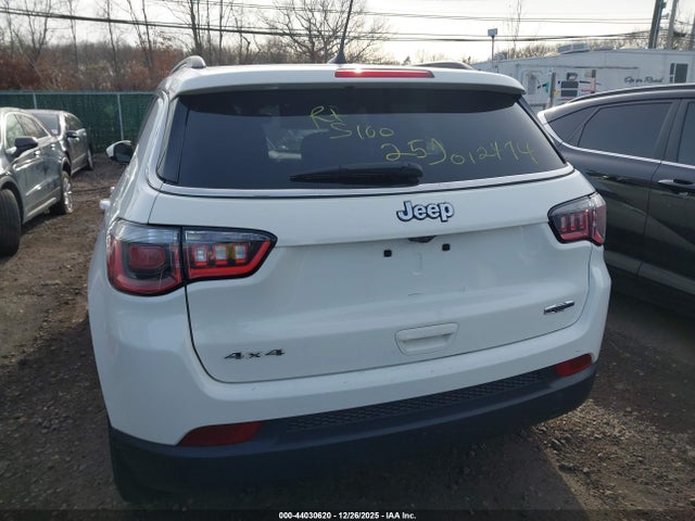 2019 Jeep Compass Latitude 4x4 მანქანა იყიდება აუქციონზე, vin: 3C4NJDBB0KT703810, აუქციონის ნომერი: 44030620
