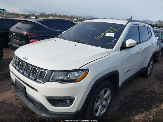 2019 Jeep Compass Latitude 4x4 მანქანა იყიდება აუქციონზე, vin: 3C4NJDBB0KT703810, აუქციონის ნომერი: 44030620