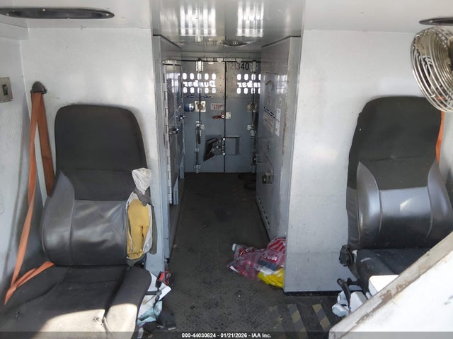 44030624 :رقم المزاد ، 3C7WDMBL8CG176097 vin ، 2012 Ram 5500 Chassis St/slt مزاد بيع