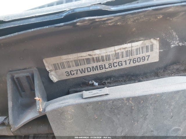 44030624 :رقم المزاد ، 3C7WDMBL8CG176097 vin ، 2012 Ram 5500 Chassis St/slt مزاد بيع