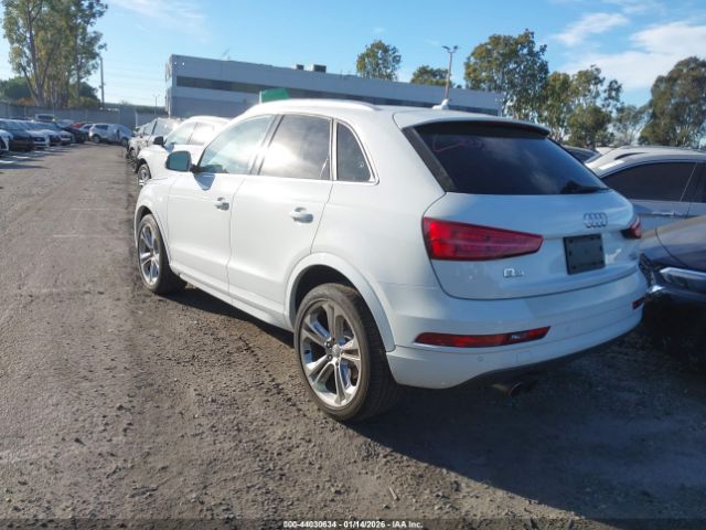 2017 AUDI Q3 WA1JCCFSXHR008940 Photo 2