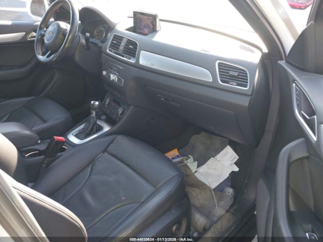 2017 AUDI Q3 WA1JCCFSXHR008940 Photo 4
