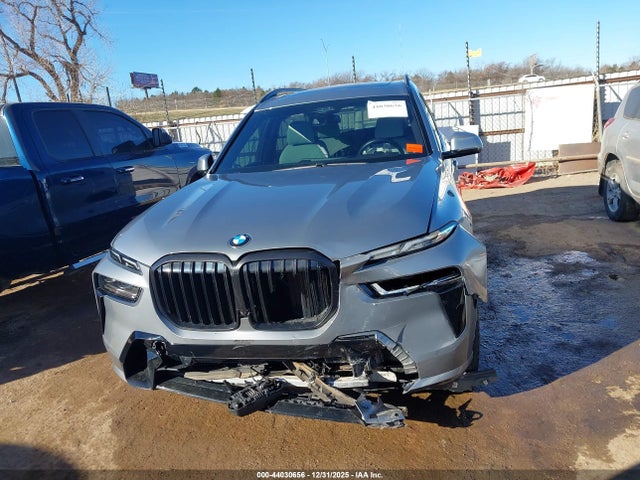 44030656 :رقم المزاد ، 5UX23EM07R9S47451 vin ، 2024 Bmw X7 Xdrive40i مزاد بيع