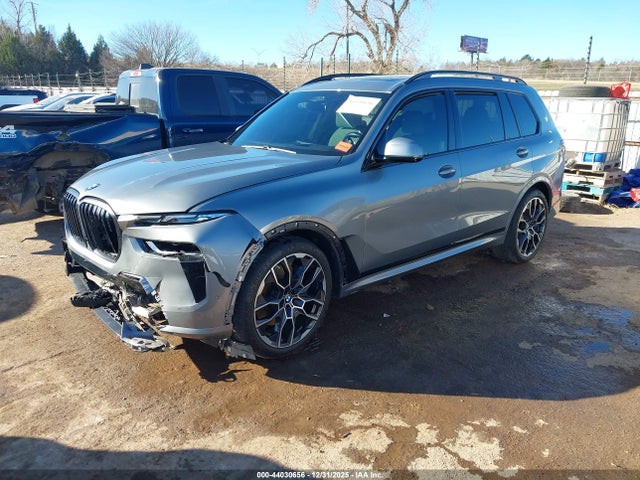 2024 BMW X7 5UX23EM07R9S47451 Photo 1