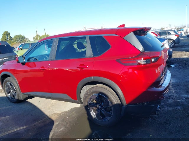 JN8BT3BAXSW342115 Nissan Rogue Sv Fwd