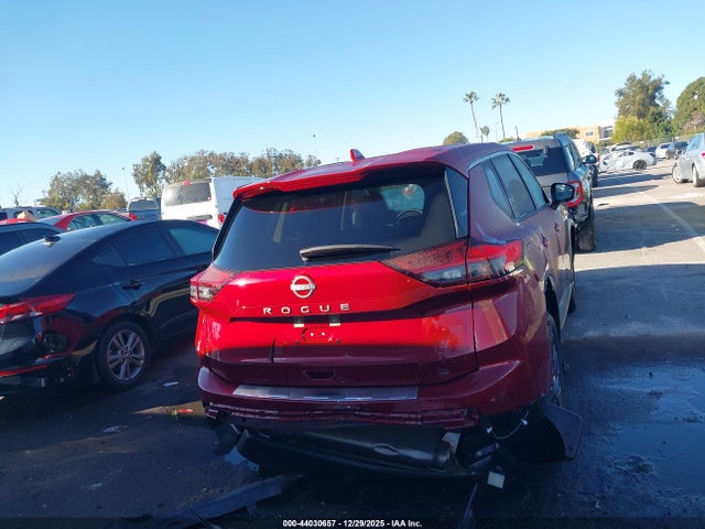 JN8BT3BAXSW342115 Nissan Rogue Sv Fwd
