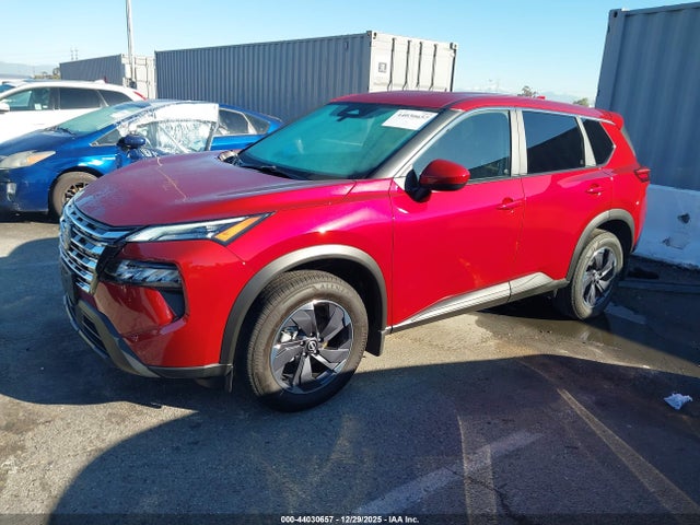 JN8BT3BAXSW342115 Nissan Rogue Sv Fwd
