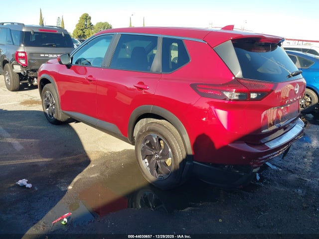 JN8BT3BAXSW342115 Nissan Rogue Sv Fwd