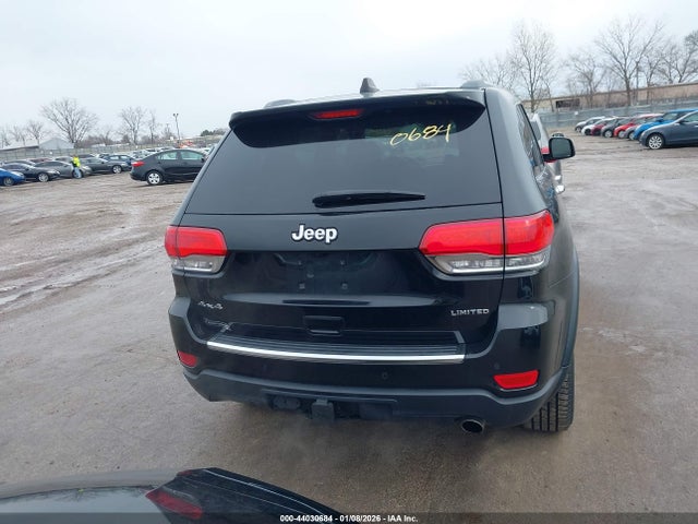 1C4RJFBG2JC427066 Jeep Grand Cherokee Limited 4x4