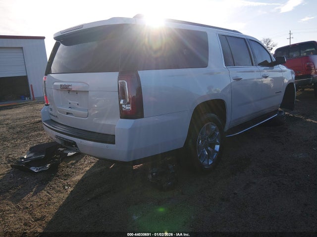 44030691 :رقم المزاد ، 1GKS1GKC5GR331950 vin ، 2016 Gmc Yukon Xl Slt مزاد بيع