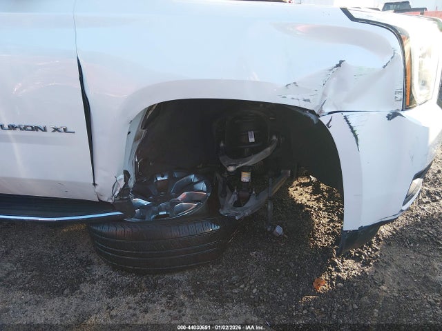 44030691 :رقم المزاد ، 1GKS1GKC5GR331950 vin ، 2016 Gmc Yukon Xl Slt مزاد بيع
