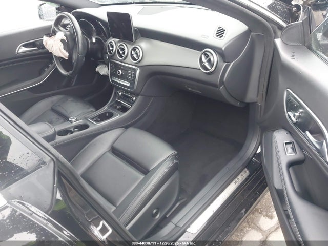Mercedes-Benz CLA 250 2018 WDDSJ4EB3JN657764 Image 5