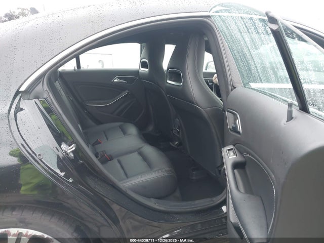Mercedes-Benz CLA 250 2018 WDDSJ4EB3JN657764 Image 8