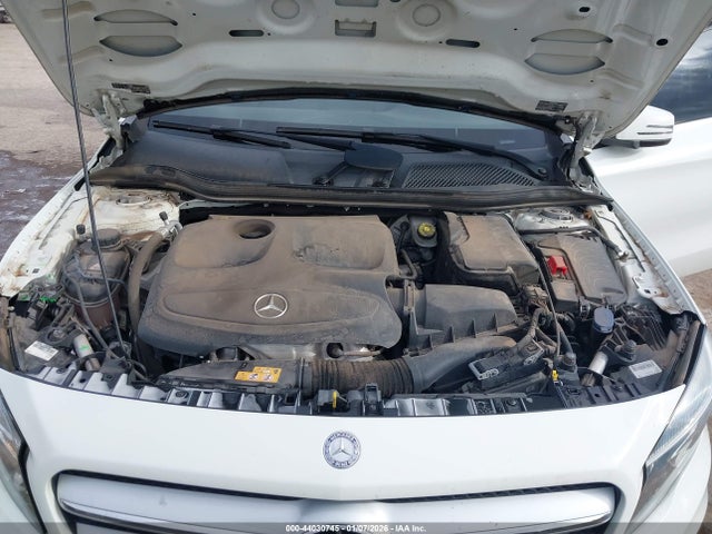 2017 MERCEDES-BENZ GLA 250 WDCTG4GB2HJ336773 Photo 9