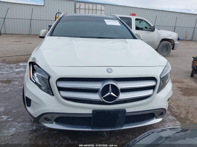 2017 Mercedes-benz Gla 250 4matic მანქანა იყიდება აუქციონზე, vin: WDCTG4GB2HJ336773, აუქციონის ნომერი: 44030745