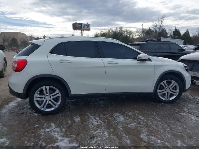 2017 Mercedes-benz Gla 250 4matic მანქანა იყიდება აუქციონზე, vin: WDCTG4GB2HJ336773, აუქციონის ნომერი: 44030745
