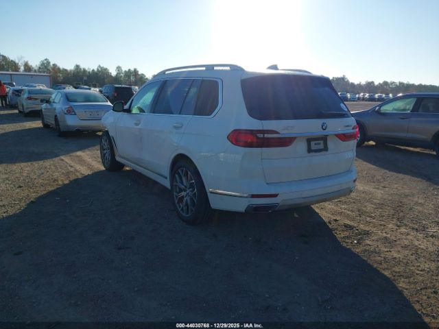 2020 BMW X7 5UXCW2C02L9A03003 Photo 2