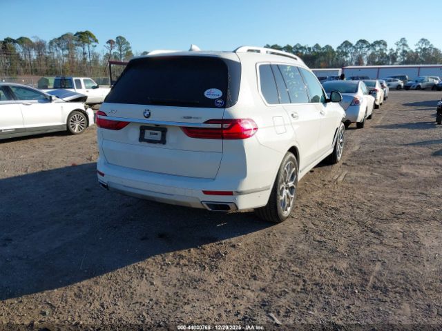 2020 BMW X7 5UXCW2C02L9A03003 Photo 3
