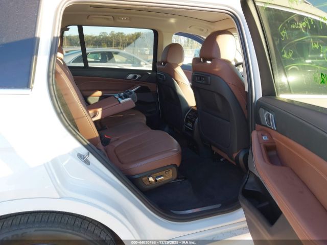 2020 BMW X7 5UXCW2C02L9A03003 Photo 7