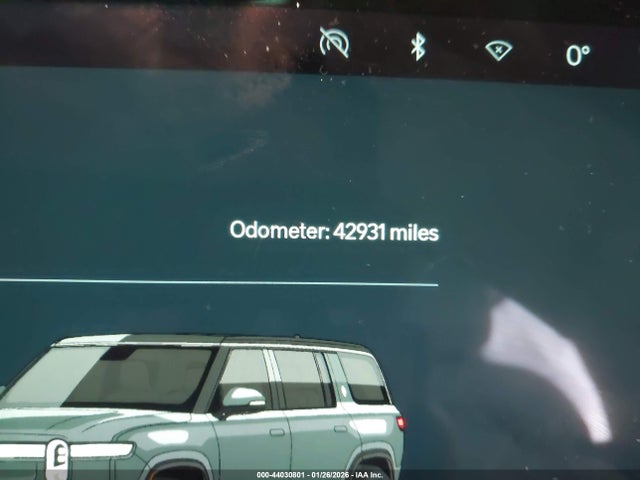 7PDSGCBA3RN030064 Rivian R1s