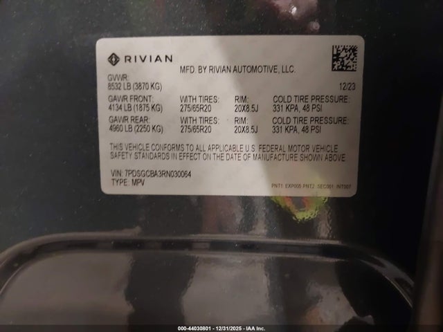 7PDSGCBA3RN030064 Rivian R1s