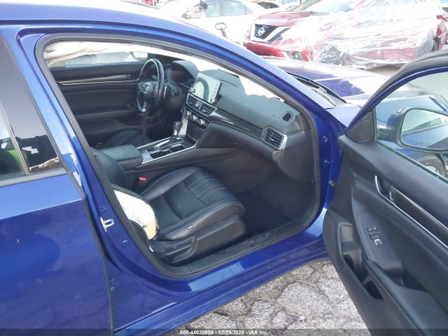1HGCV1F3XJA153147 Honda Accord Sport