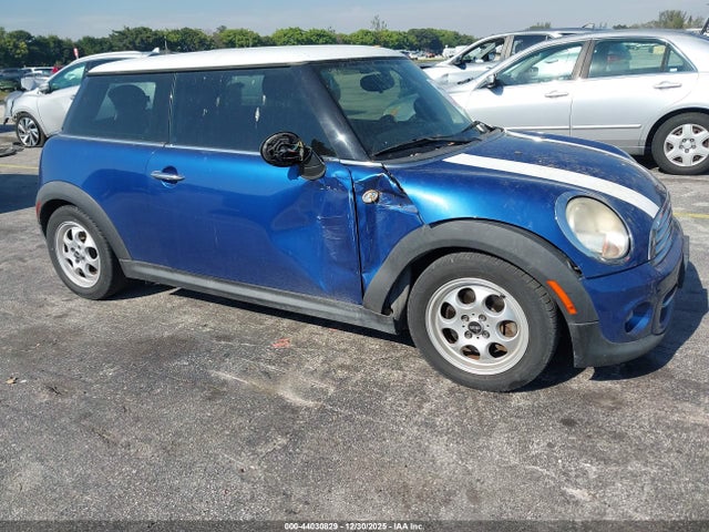 2012 MINI COOPER WMWSU3C50CT264003 Photo 5